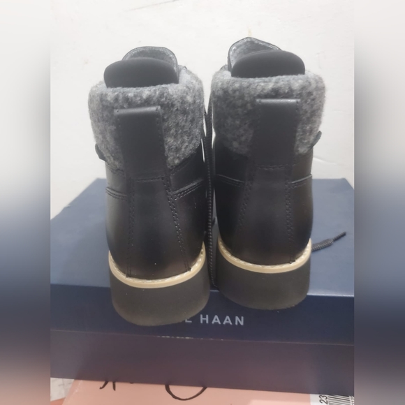 Cole Haan Womens Black 1/2 Platform Cushioned Traction Waterproof Breathable - Picture 5 of 6